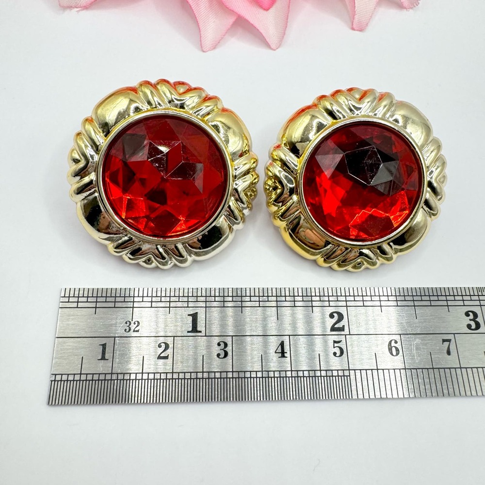 Vintage Faceted Red Faux Gripoix Bezel Set Lucite Stone Big Retro Earrings - Picture 6 of 8